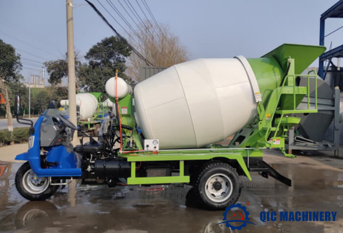2m3混凝土搅拌车